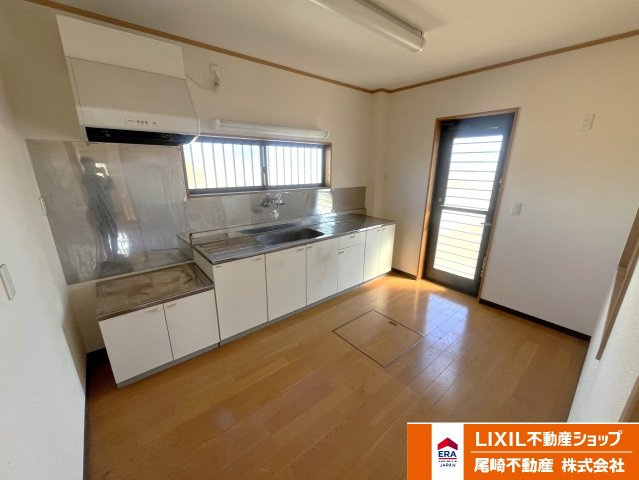 八甫2丁目中古戸建のキッチン