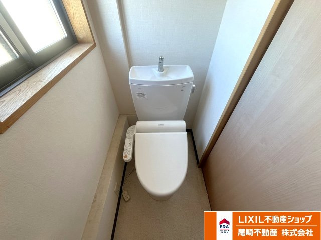 八甫2丁目中古戸建のトイレ|2階トイレ