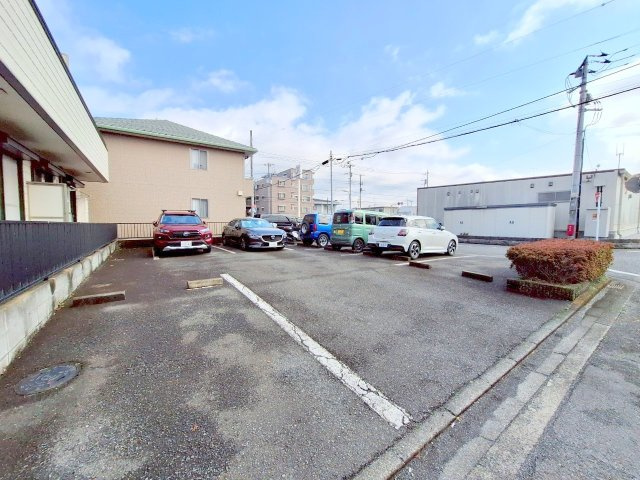 サウスカルミアの駐車場