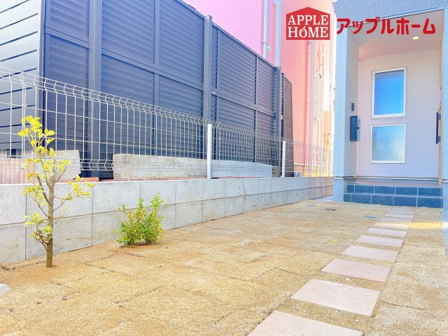[新築住宅] さいたま市大宮区上小町 1期の庭|ぜひ現地にて、実際の建物・街並み・日当たり等ご確認下さい♪お問い合わせはお気軽に☆　TEL「0120-466263」