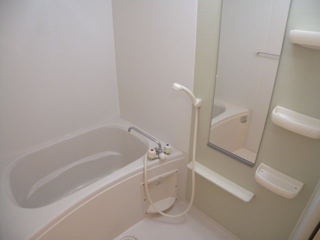 エターナルヒルⅡの浴室