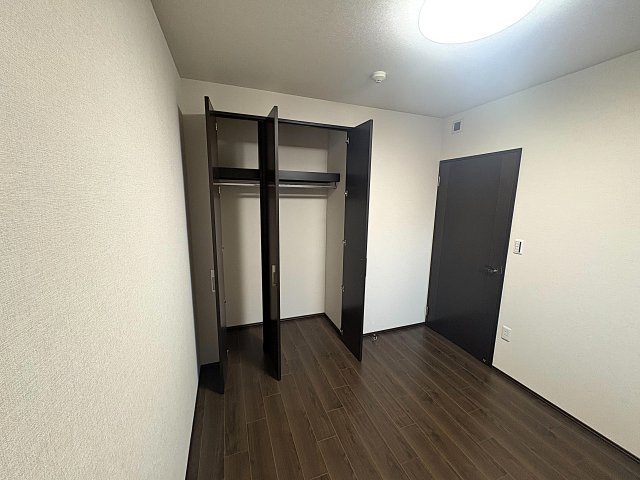 【玄関】 | アイパークス岡山 | ◇◆洋室2　クローゼット◆◇