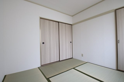 【寝室】 | サニーハウス