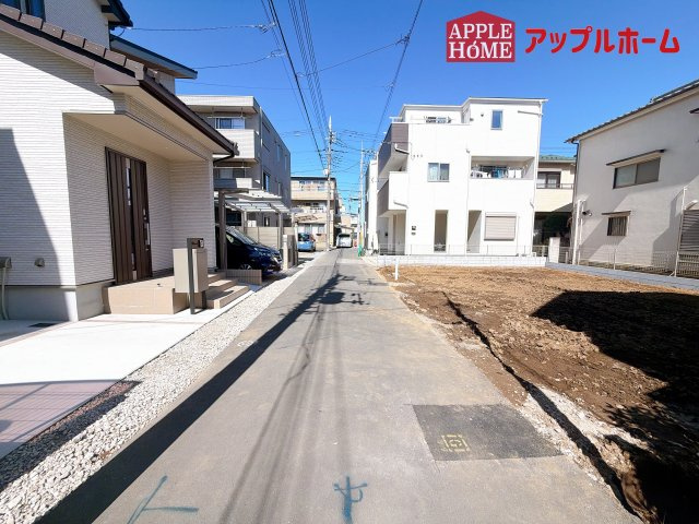 [新築住宅] さいたま市大宮区天沼町2丁目 全2棟の前面道路含む現地写真