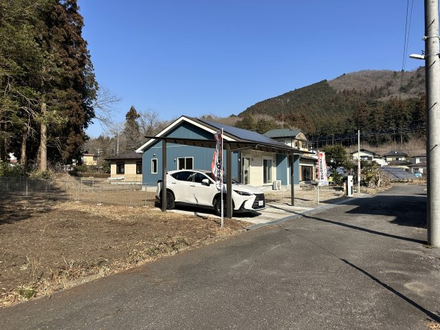 日光市山口　戸建の駐車場