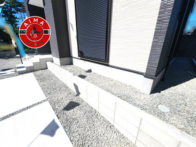 福岡市東区塩浜1丁目第5-1棟（1号棟）の外観|お庭で自由な時間を過ごせます。