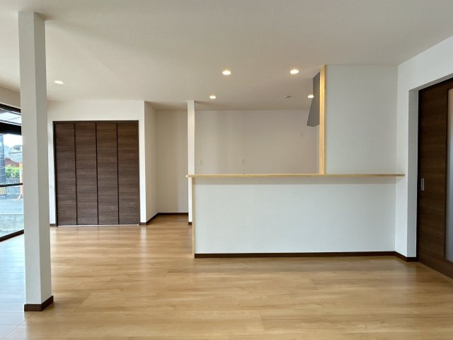 北諸県郡三股町大字蓼池の中古一戸建の居間・リビング