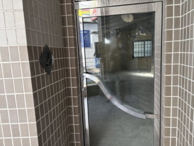 FDI熱海駅前ビル 2階のエントランス