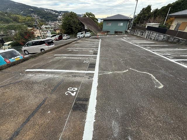 熱海市桜木町　月極駐車場の外観