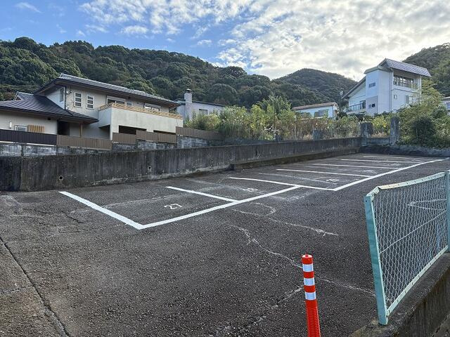 熱海市桜木町　月極駐車場の外観