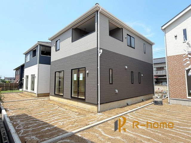 石岡市東光台第4　新築戸建て　2号棟