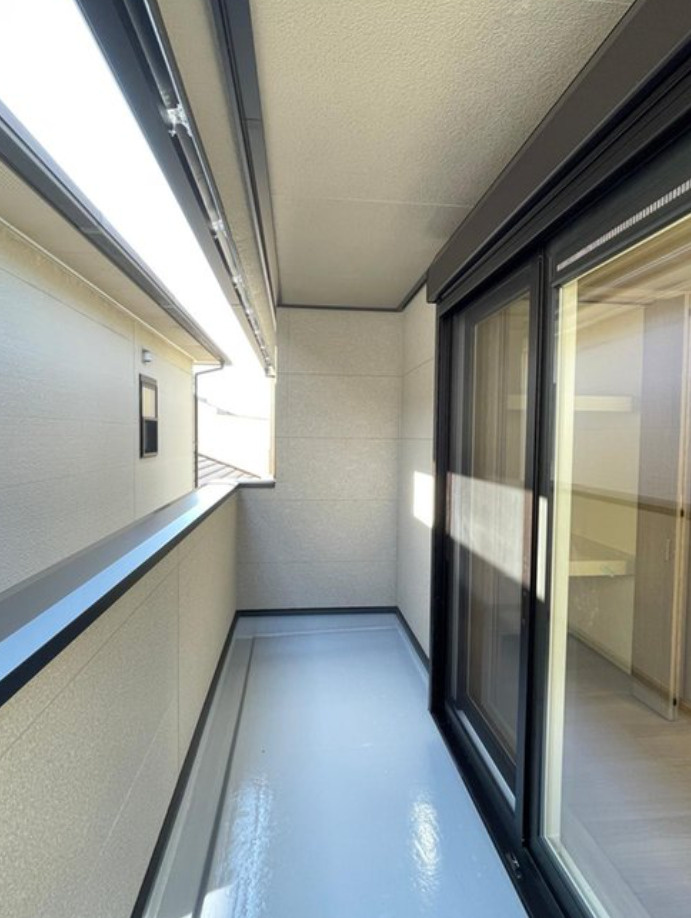 若菜町1丁目新築戸建のバルコニー