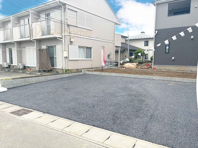 石岡市東光台第4　新築戸建て　3号棟の駐車場|カースペースは2台お停めいただけます♪