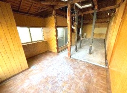 苅田7丁目古民家テナントの内装