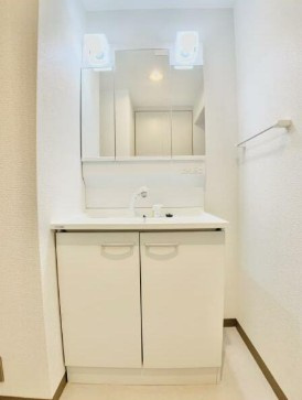 【独立洗面台】 | クァドリフォリオ | 嬉しい独立洗面台付き。