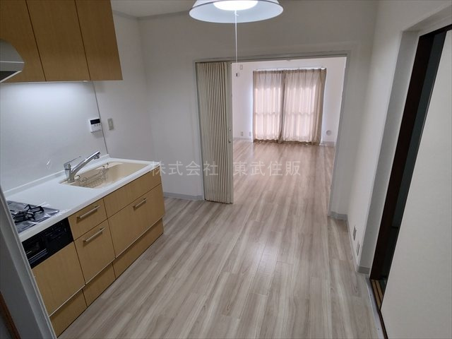 【居間・リビング】の画像