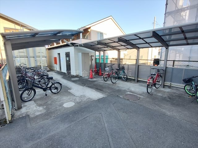 【駐輪場】の画像