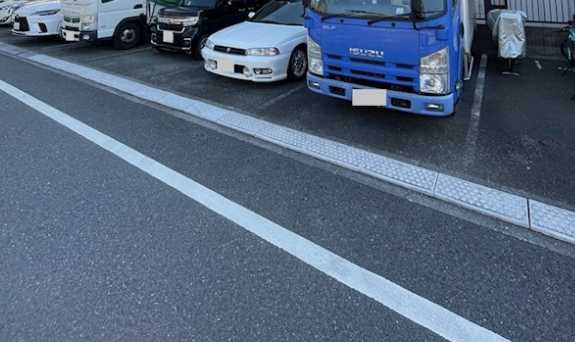 サロンド弦巻　最上階　南向き　駐車場ありの駐車場