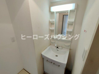 【洗面所】 | ロイヤル曽根