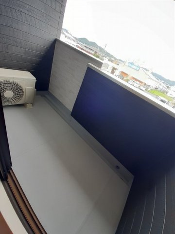 ラテ　ルーナのバルコニー