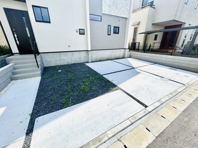 四街道市旭ケ丘２丁目の居間・リビング|建築施工例