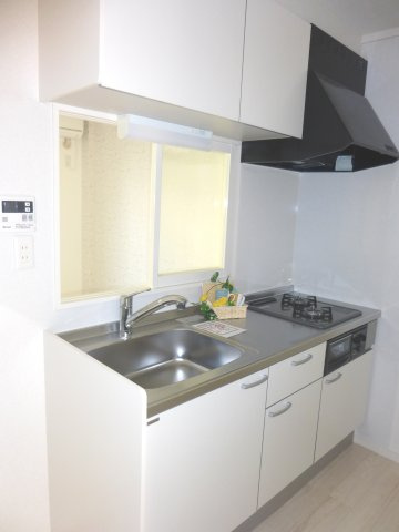 グランデュール柱のキッチン|※2013年撮影