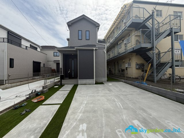 平塚市田村8丁目　新築分譲住宅　全3棟C号棟　の外観