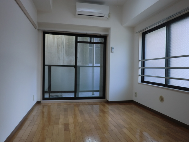 グランディオール白楽の洋室|角部屋♪