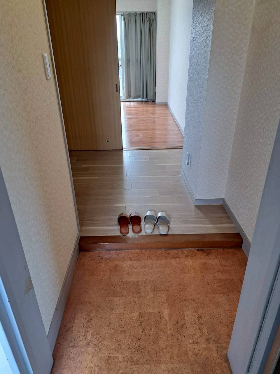 松尾ビルの玄関