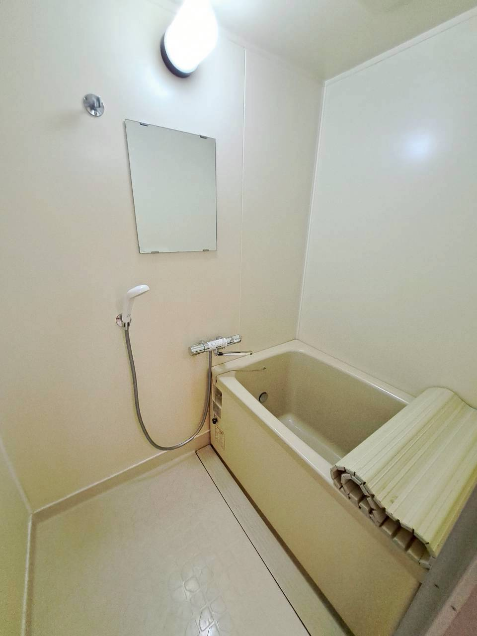 松尾ビルの浴室