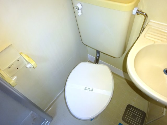 シャトール前川のトイレ