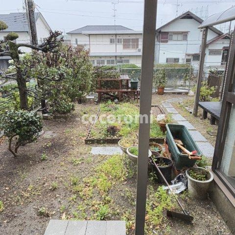 香里ヶ丘１１丁目戸建の庭