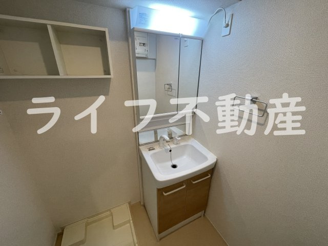 ル・クールの独立洗面台|独立洗面台、朝の身支度には欠かせません