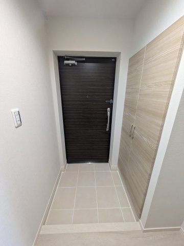 GENOVIA妙典Ⅱの玄関