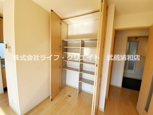 ウィン中浦和 2の収納|別号室の参考写真です。