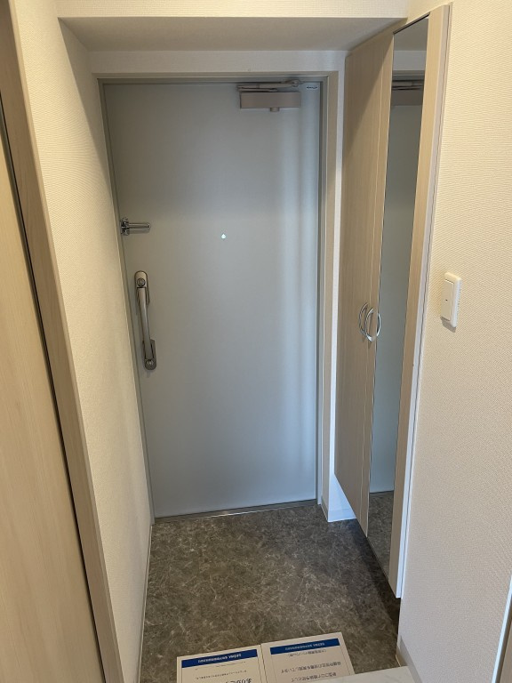 ラフィーエ横浜の玄関|収納充実の玄関♪