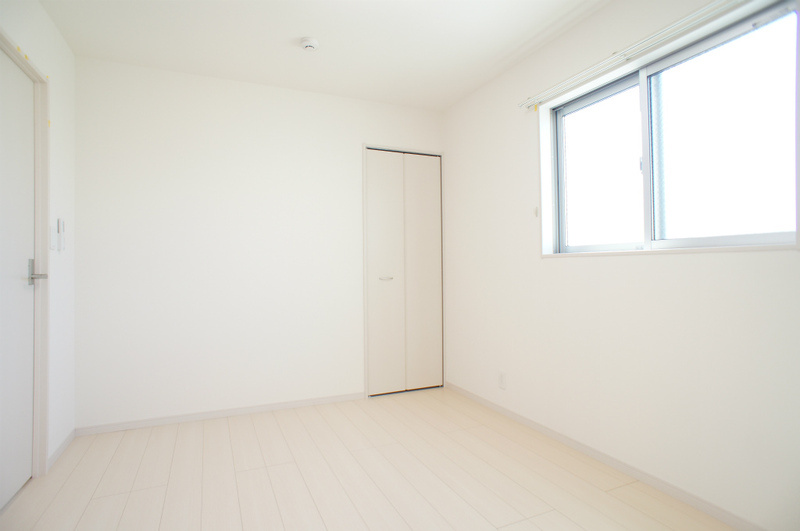 リブリ・腰越の寝室|落ち着いて過ごせるお部屋です♪