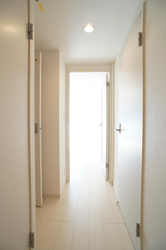 リブリ・腰越の玄関|お履き物が多い方にもおすすめ♪