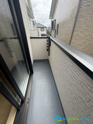 平塚市田村8丁目　新築分譲住宅　全3棟B号棟　のバルコニー