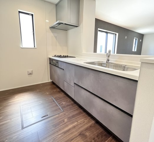 鈴鹿市長太新町2丁目第1期 新築戸建 【全5棟】のキッチン