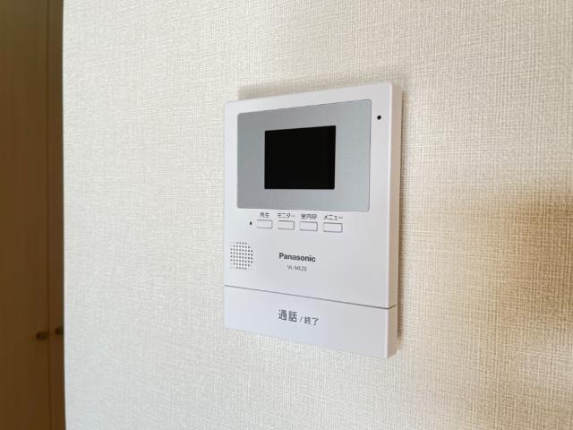 ロイヤルヒルズの内装|カメラ付インターホン