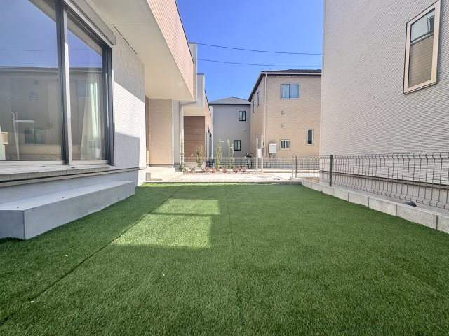 草加市瀬崎７丁目　新築分譲　全８邸の庭|【庭】
ガーデニングや家庭菜園、お子様の遊び場として楽しめます