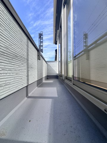 草加市瀬崎７丁目　新築分譲　全８邸のバルコニー|南向きの陽当たり良好なバルコニー
