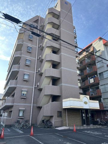 ベルドゥムール越谷茜町の外観|きれいな外観です