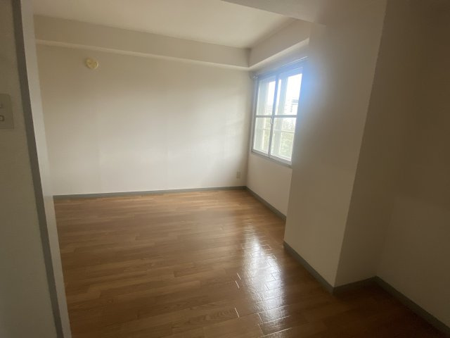 コーポKENの居間・リビング|ゆったりとしたリビングです