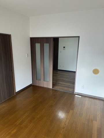 ナイス・アローメイクの居間・リビング|おしゃれなリビングです