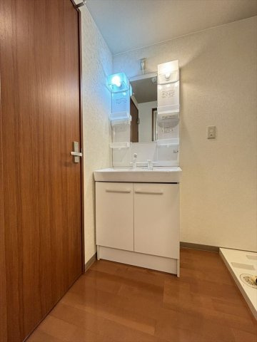 グリーンピア白岡の独立洗面台|使いやすい独立洗面台です