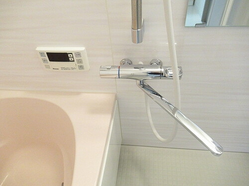 エス・バイ・エルマンション越谷の設備|追い焚き機能　※前回募集時2020年10月写真