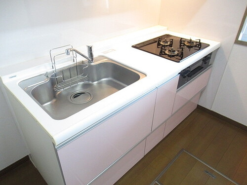 エス・バイ・エルマンション越谷のキッチン|キッチン別角度　※前回募集時2020年10月写真