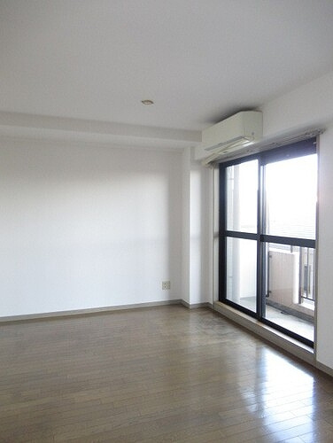 エス・バイ・エルマンション越谷の居間・リビング|リビングダイニング　※前回募集時2020年10月の写真